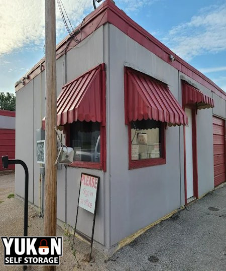 Self Storage Facility in Mustang - 